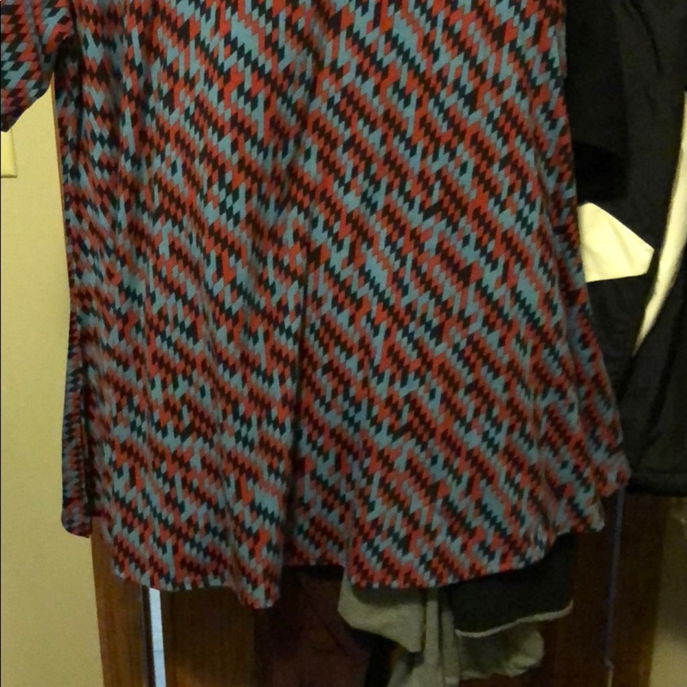 Top - Picture 4 of 5